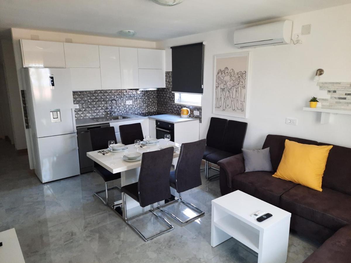 Apartmani Scripea Skrip Exterior photo