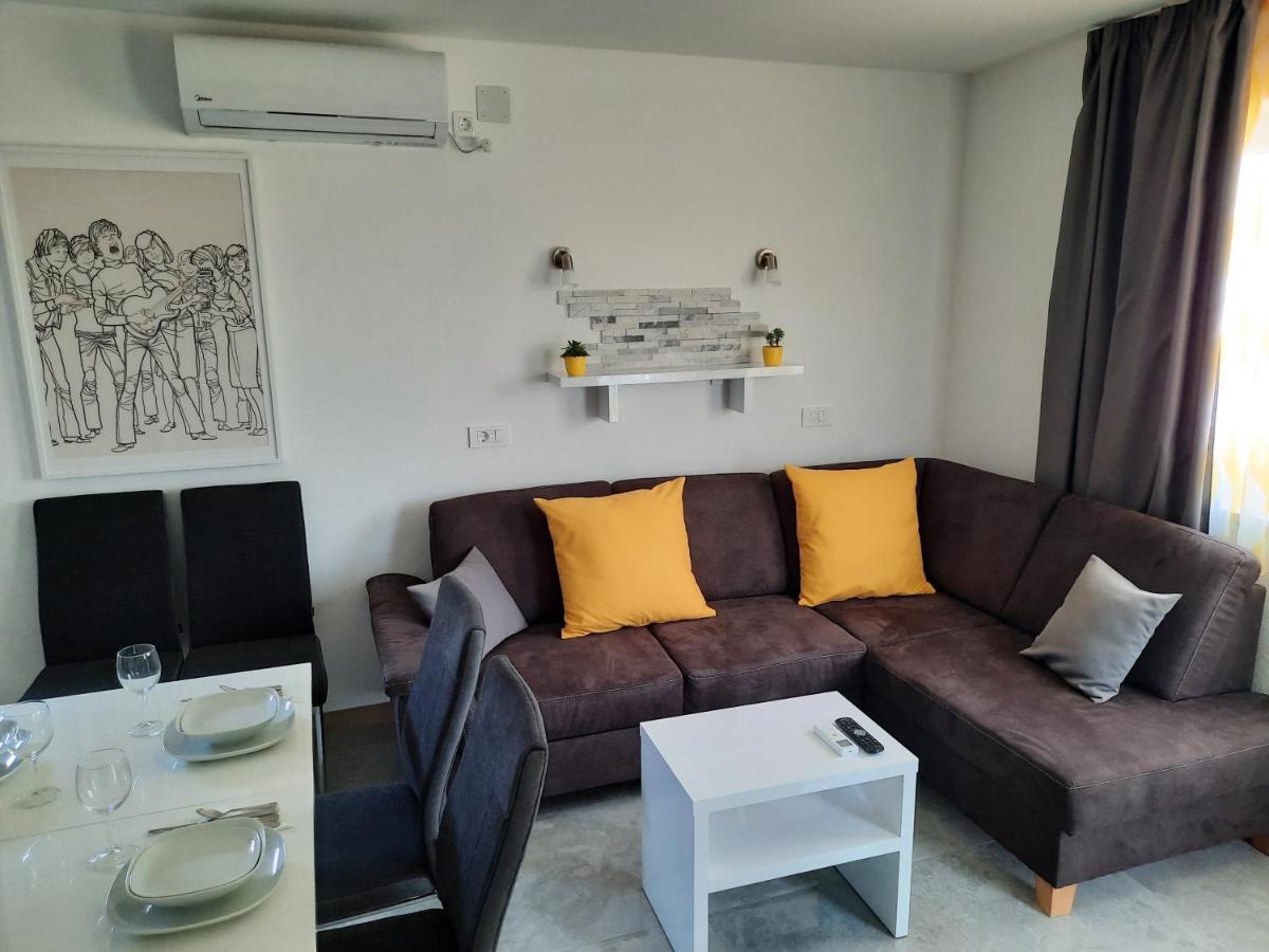 Apartmani Scripea Skrip Exterior photo