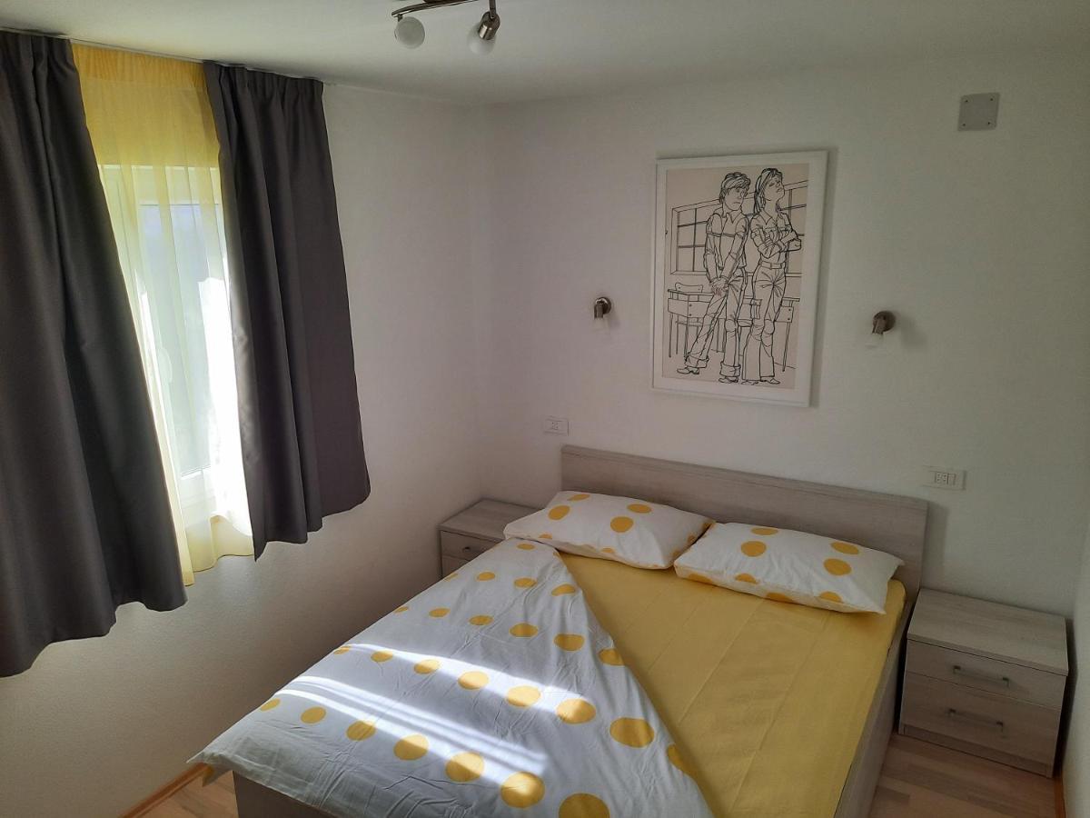 Apartmani Scripea Skrip Exterior photo